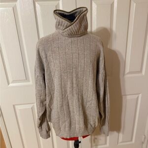 ❤️HERMES PARIS Men's Light Gray Turtleneck Sweater